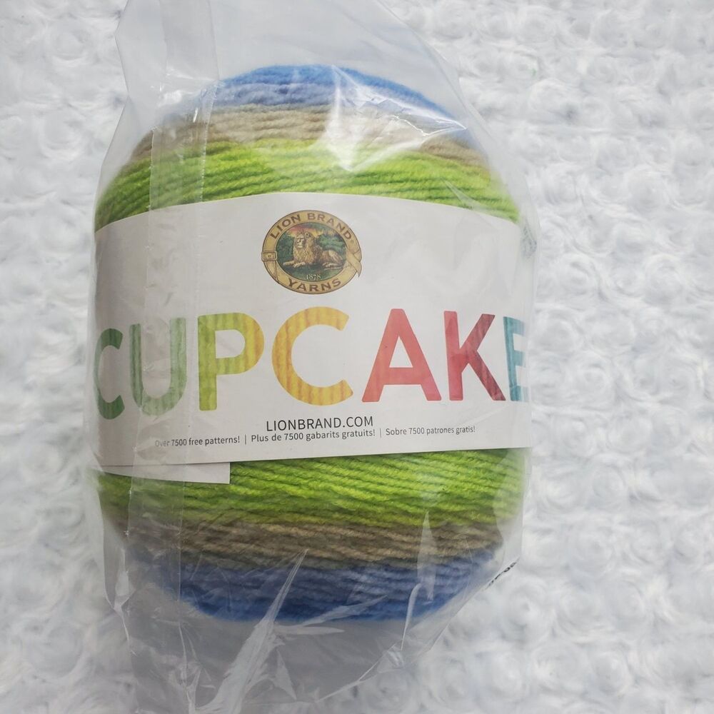 Lion Brand Cupcake Yarn Moody Blue 214 Self Striping Cake Knitting Crochet